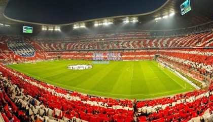 镜报独家，姆博莫今夏首选曼联，与枪手红军接触未改初衷