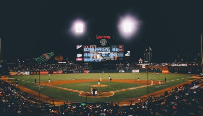 欧冠历史性之夜，单轮狂轰七十一球，进攻狂潮刷新纪录